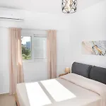 Etheria Comfort House İstanköy