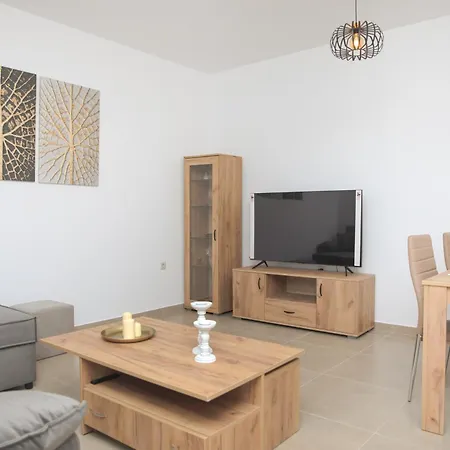 Апартаменты Etheria Comfort House